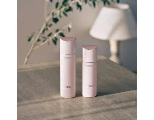 Nước Dưỡng Trắng Và Ngăn Ngừa Lão Hóa Da Brightening Moisture Lotion T II 170ml Elixir ảnh 2