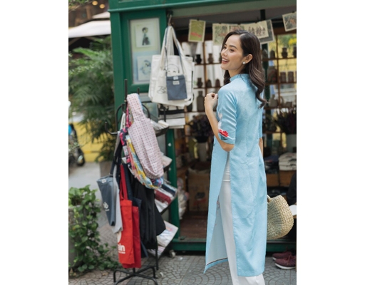 Áo Dài Gấm Xanh AD14-XH F2 Fashion & Freedom ảnh 2