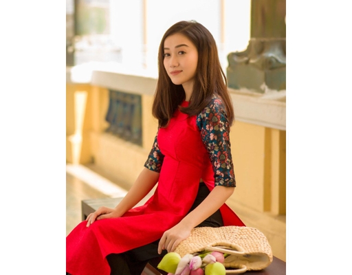 Áo Dài Gấm Đỏ AD04-D F2 Fashion & Freedom ảnh 5