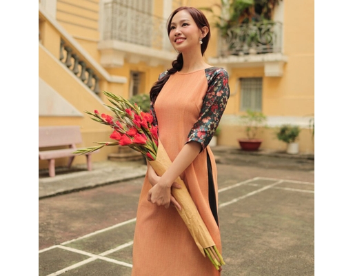 Áo Dài Gấm Đỏ AD04-CAM F2 Fashion & Freedom ảnh 0