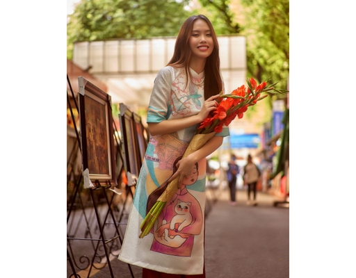 Áo Dài Gấm Trắng AD14-TM F2 Fashion & Freedom ảnh 3