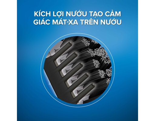 Vỉ 3 Bàn Chải Đánh Răng Than Hoạt Tính Cross Action Charcoal Oral-B ảnh 3
