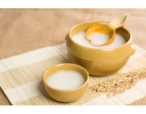 Rượu Gạo Kook Soon Dang Makgeolli Hương Dâu Tây 750ml