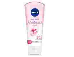 NIVEA - Sữa Rửa Mặt Tạo Bọt Chiết Xuất Hoa Hồng Hokkaido