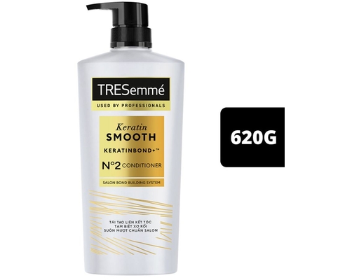 Dầu Xả Vào Nếp Suôn Mượt Keratin Smooth 620g TRESemmé