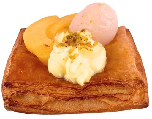 Bánh Danish Đào Lệ Chi AEON BAKERY